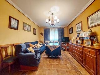 Casa en Baeza. Casa en venta en algodonera, 3 dormitorios.
