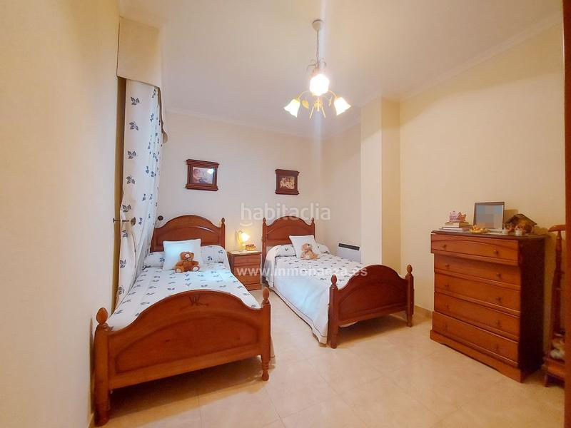 Foto 138ae066-4782-4c9c-84ec-456c7886857c. Piso  en venta en fuente de los leones, 3 dormitorios. en Baeza