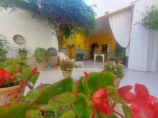 Casa en Ibros. Casa en venta en ibros, 5 dormitorios.