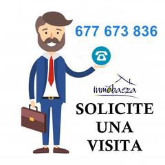Terreny residencial a Baeza. Solar en venta en plaza toros.