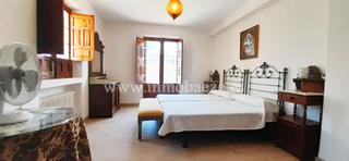 Location Appartement à Baeza. Piso en alquiler en centro  paseo, 3 dormitorios.
