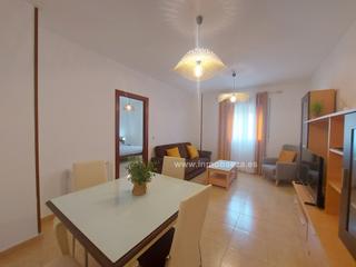 Miete Etagenwohnung in Baeza. Piso en alquiler en algodonera, 2 dormitorios.