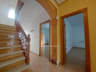 Casa en Baeza. Casa en venta en centro, 4 dormitorios.