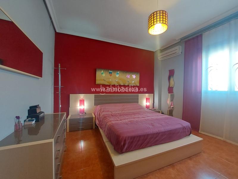 Foto 38526c8f-4b54-4d1a-b4a0-b8f31e6320f2. Dúplex amb calefacció a Baeza