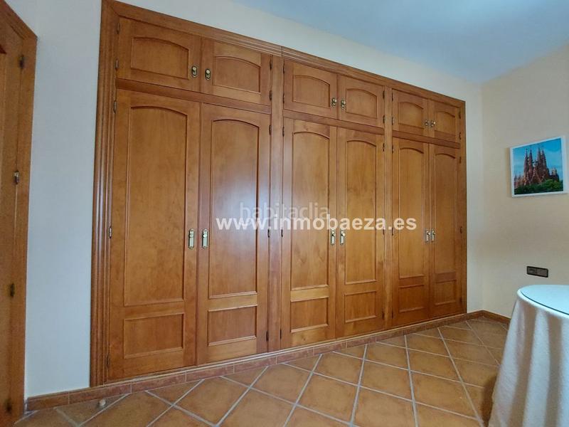 Foto ca684d7a-d633-4428-ab48-cbde4fd93e2a. Xalet amb calefacció aparcament a Baeza