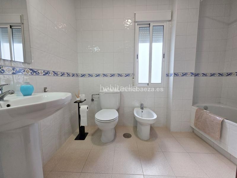 Foto f471a9a8-55d2-466d-8d27-c738b64ca0cc. Miete etagenwohnung in Baeza