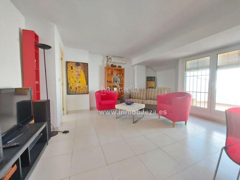 Foto 0723b82b-6e53-4c68-9bc0-406d5c5965fd. Rent apartment with heating in Baeza