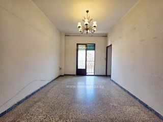 Appartement en Baeza. Piso en venta en c rojo, 3 dormitorios.
