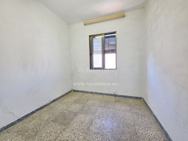 Foto ff953d0e-880a-4ccf-b9ba-1c98cb28abce. Pis a Baeza