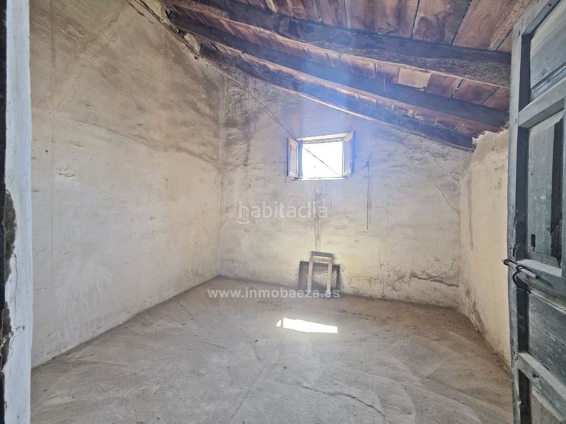 Foto 09e34e34-a878-46a5-8155-671854cba2dc. Casa a Baeza