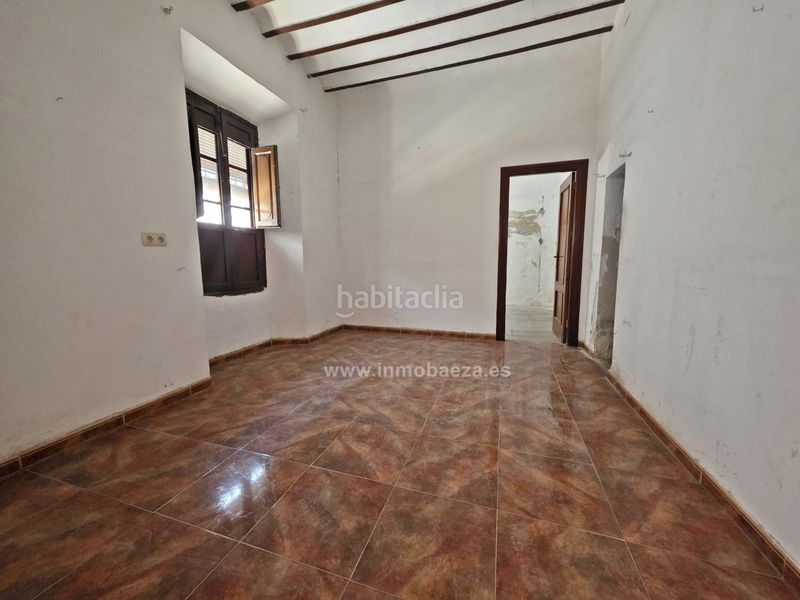 Foto 446fb6e2-90d0-45ff-b01f-e4a7a0948497. Casa a Baeza