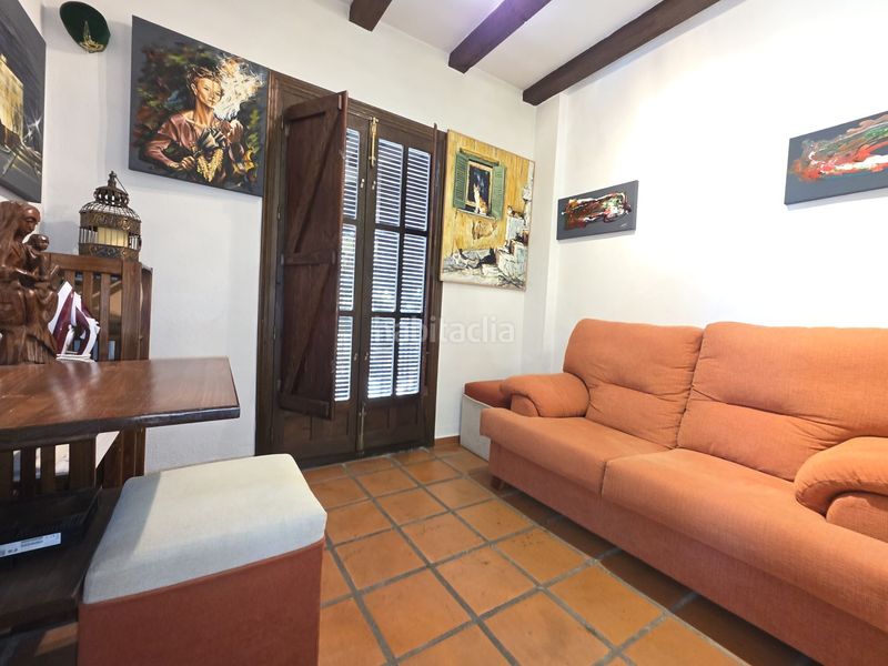 Foto f19f0067-9ddd-4802-a419-b269aad053cd. Casa amb calefacció a Baeza