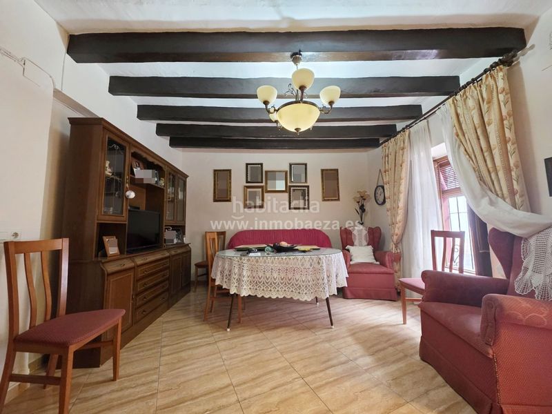 Foto 0623b610-6218-4c84-a367-26596d7e7d2f. Casa a Baeza