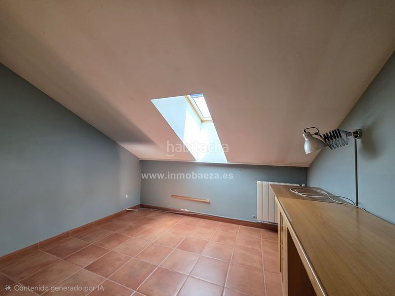 Foto ec4ea43b-4932-471d-889c-358bde6ded62. Casa amb calefacció aparcament a Baeza