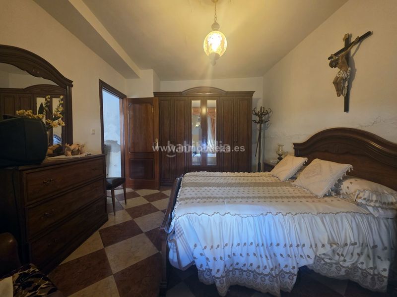 Foto d1e784b5-cc35-4368-bc8d-34c5edbc8ea9. Casa a Begíjar