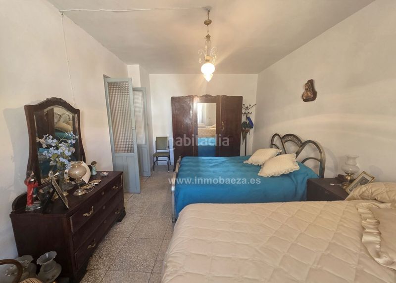 Foto f273e5b9-e8b4-4bf7-9bd8-a57278b01673. Casa a Begíjar