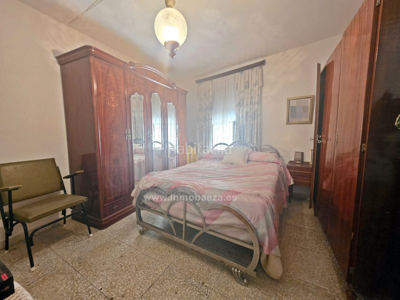 Foto f97a9f1f-5747-4090-aa99-82a917260e2f. Casa a Begíjar