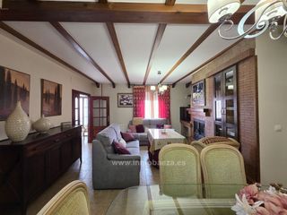 Affitto Casa in Baeza. Casa en alquiler en las huertas, 3 dormitorios.