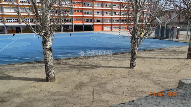 Foto f0d00ab9-3406-4e52-b9bc-8543e57e3122. Piso  en venta en Arcos Madrid