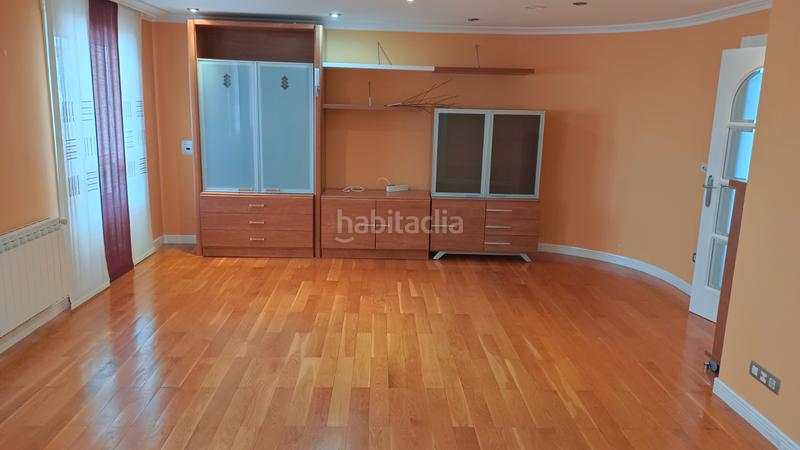 Foto fc4aeaee-a628-4a3c-ad23-052f4cad0ece. Flat with heating in Vilalba