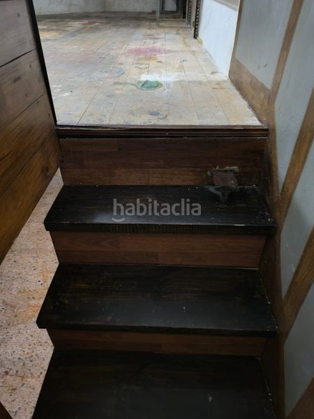 Foto b1bba996-40dd-4228-a398-b2cd90d7c6a1. Rent business premise in avenida da terra cha 25 in Vilalba