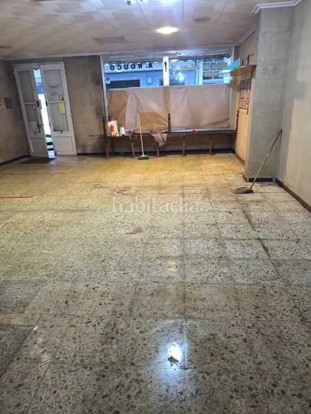 Foto e48d3e83-8e63-4787-ae48-1bbfb11b36ef. Rent business premise in avenida da terra cha 25 in Vilalba