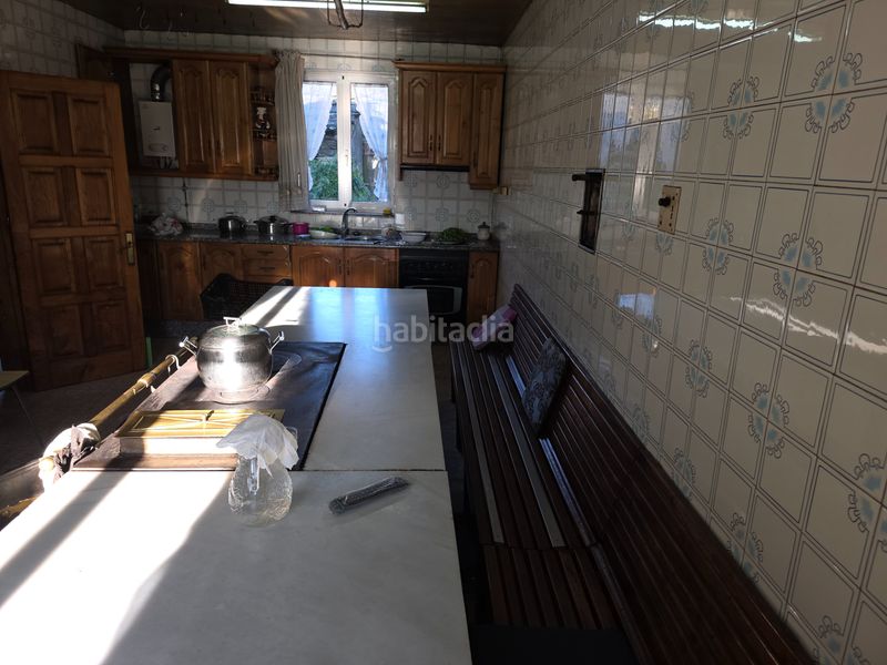 Foto a71da797-81a1-4663-945e-5f5ce54c5bea. Masia amb aparcament a Vilalba