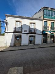 Casa adossada a Plaza Suso Gayoso 5