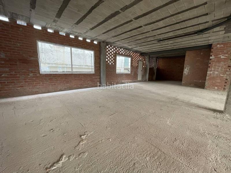 Foto 7bcf1569-98ab-4182-8e6d-ee10e394c300. Lloguer local comercial a avenida la paz 7 a Llanes pueblo Llanes