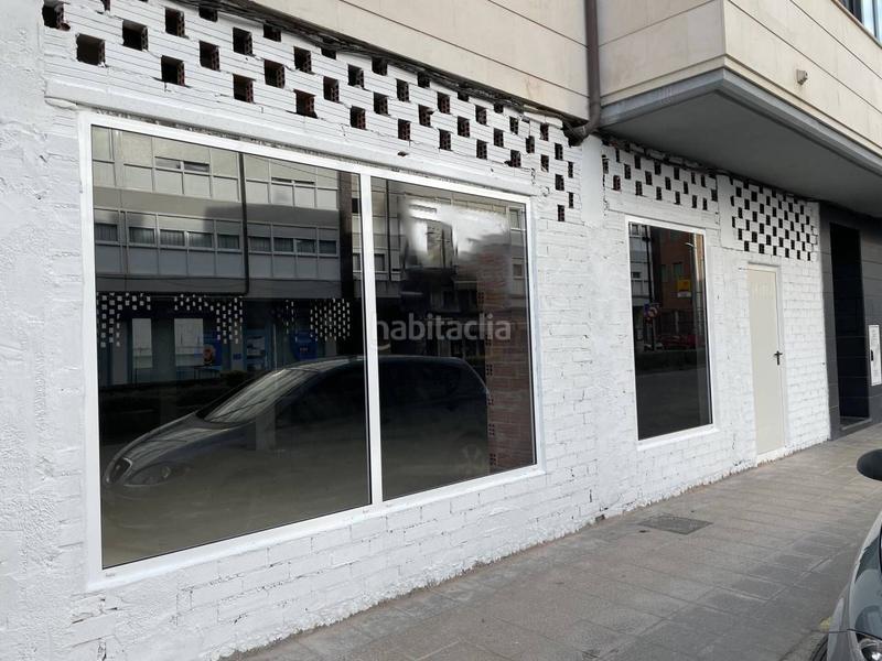 Foto 8ba4557b-fad2-4001-a8da-608180844a85. Lloguer local comercial a avenida la paz 7 a Llanes pueblo Llanes