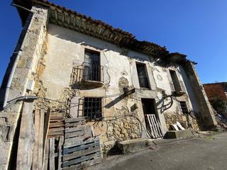 Casa a As-343 12. ¡¡conjunto de casa y 2 cuadras para rehabilitar!!