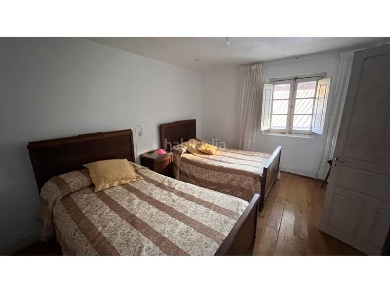 Foto c6a527ed-8509-4ba0-a44d-812237e124a8. Casa a aldea cimiano 69a a Peñamellera Baja