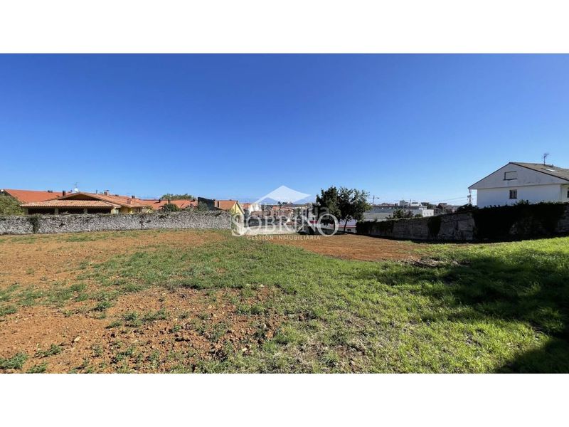 Foto 5eda5b5a-82e0-4dd6-9fef-216c0e4d2214. Finca rústica a calle tieves 1 a Llanes pueblo Llanes