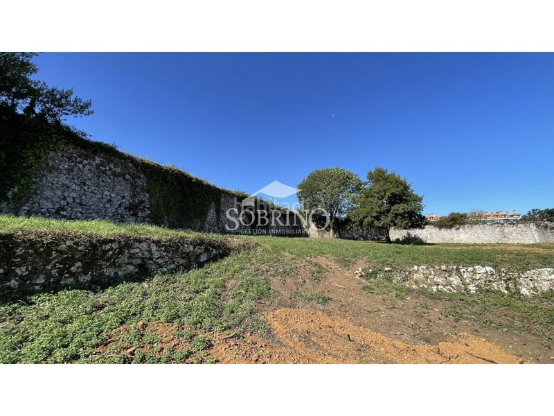 Foto c02b6329-3c22-414f-ab3d-fd9f79e549bb. Finca rústica a calle tieves 1 a Llanes pueblo Llanes
