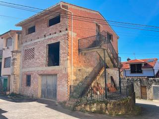 Casa a Carretera cué 11. Vivienda unifamiliar en cue