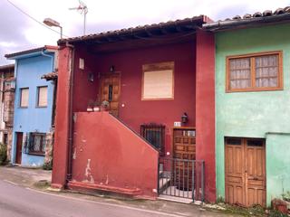 Casa aparellada a Carretera cué 11. Casa en cue - perfecta ubicacion a minutos del mar