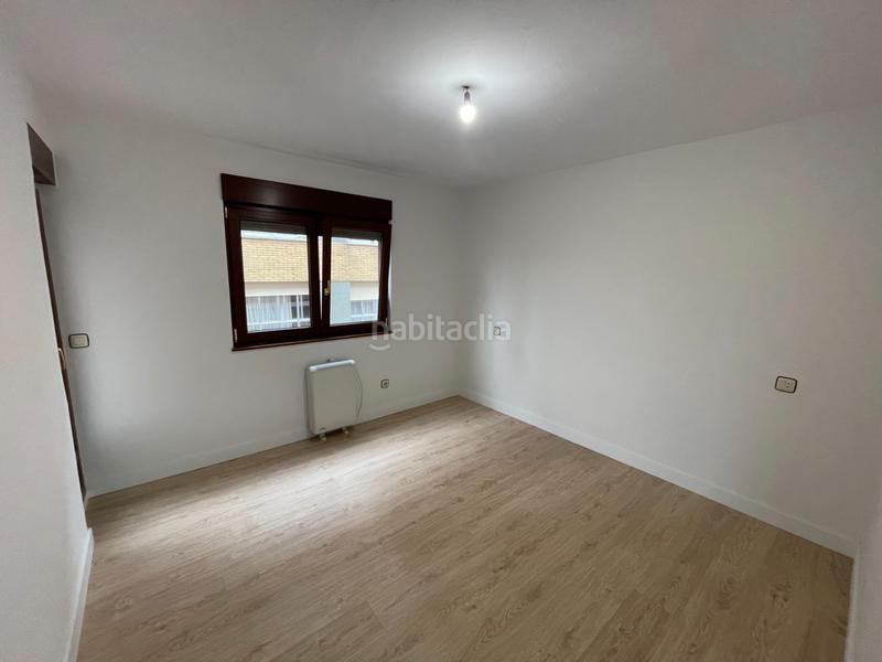 Foto f1be8584-7a6b-4f5d-9fa0-63a0d9ccec0f. Pis a calle río bedón 2 a Posada-Barro Llanes