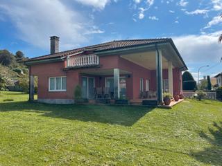 Xalet a Lln-11 102a. Chalet independiente en barro de llanes