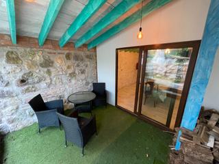 Casa adosada  N/a. Casa con encanto, amplio patio y terraza en balmori (a 10 minuto