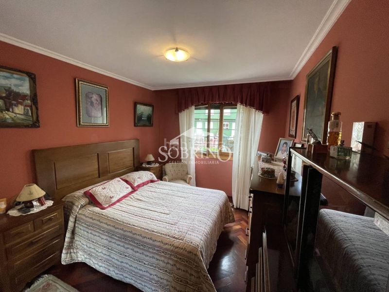 Foto ac8f954b-8b6d-4fad-8b7a-63896978fa4f. Pis a calle Llanes 1 a Llanes pueblo Llanes