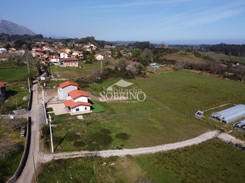 Foto 9319d59c-eeeb-4de8-9e15-ea6bf747521b. Terreny residencial a Celorio-Poó-Parres Llanes
