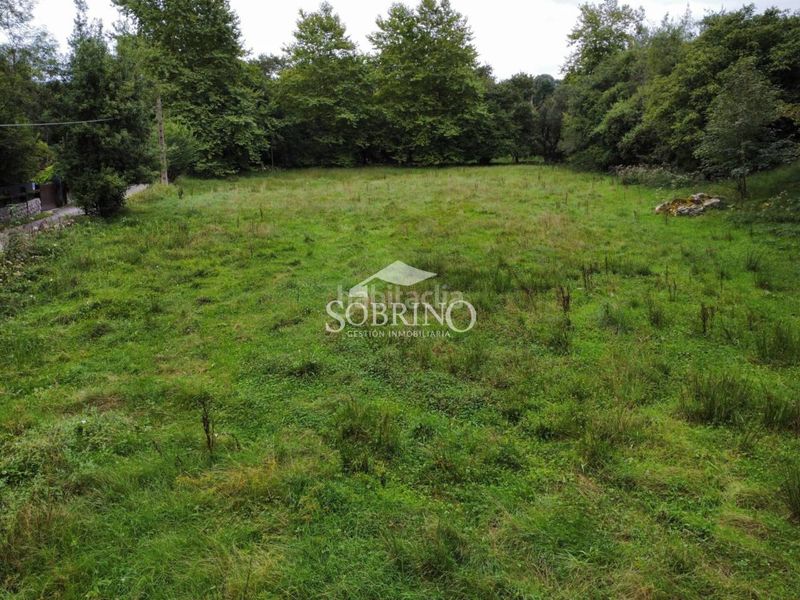 Foto f586f9a8-9191-4bb7-ac73-9dfa100166bb. Terreny residencial a Llanes pueblo Llanes
