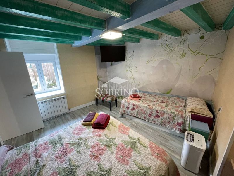Foto 3d68fb17-6267-4d33-8a18-b697fd72aafe. Casa a calle balmori 1 a Llanes pueblo Llanes