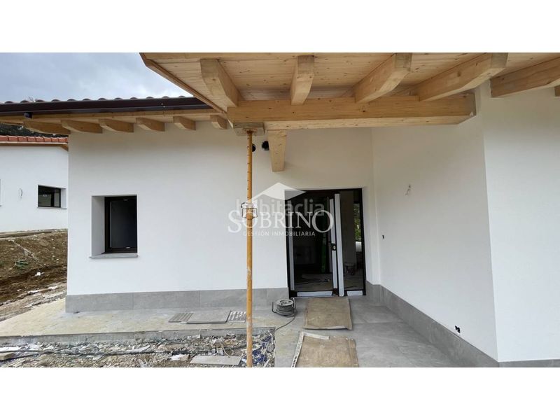 Foto 994d1e07-f56c-43db-ab17-bd12cc6b2c5f. Casa a calle piñeres de pria 1 a Pría-Nueva-Hontoria-Naves Llanes