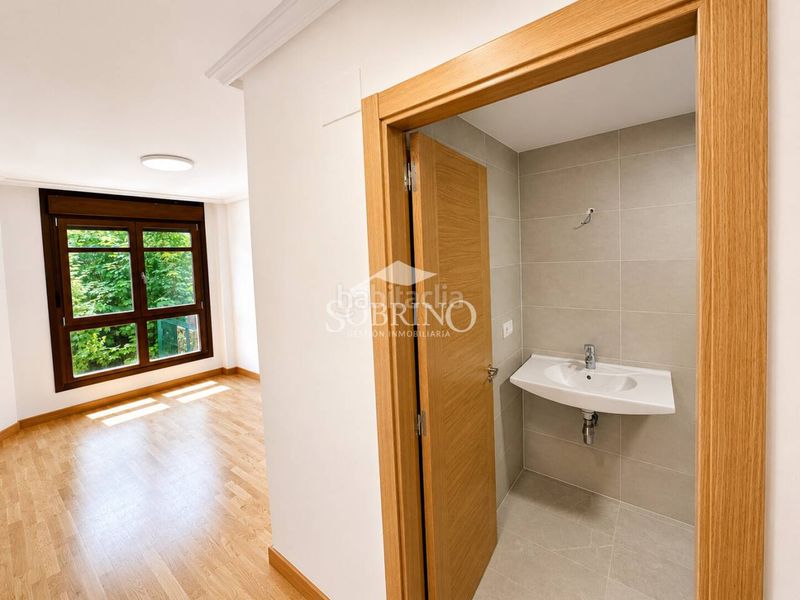 Foto f390127b-d0a6-4f82-a89f-ceff6e7f4a47. Pis a calle Llanes 1 a Llanes pueblo Llanes