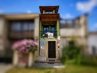 Casa  Calle san roque de acebal 1. Casa con licencia vut en san roque de acebal, a 5 minutos de lla