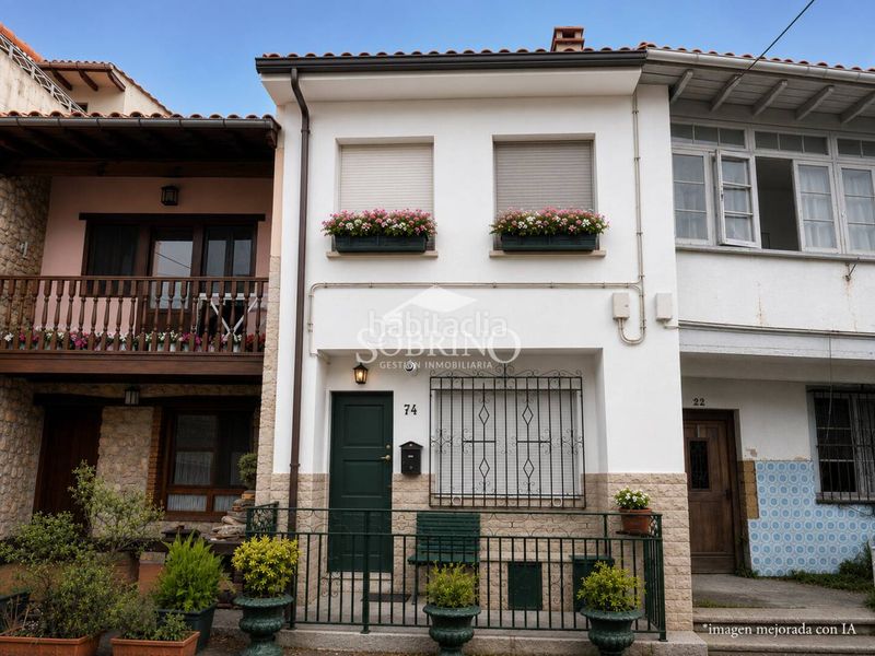 Foto 81921258-8734-488f-98b6-ed7bb7dd47d2. Casa a calle pancar 22 a Llanes pueblo Llanes