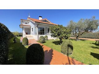 Chalet en Calle la huertona 1. Vivienda unifamiliar exclusiva en la villa de llanes