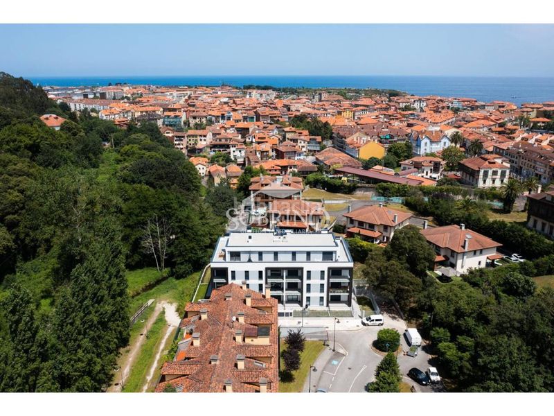 Foto 61a58dc3-5f96-4e3a-bdfa-e99f05b2d626. Penthouse with heating parking pool in Parroquias suroccidentales Villaviciosa