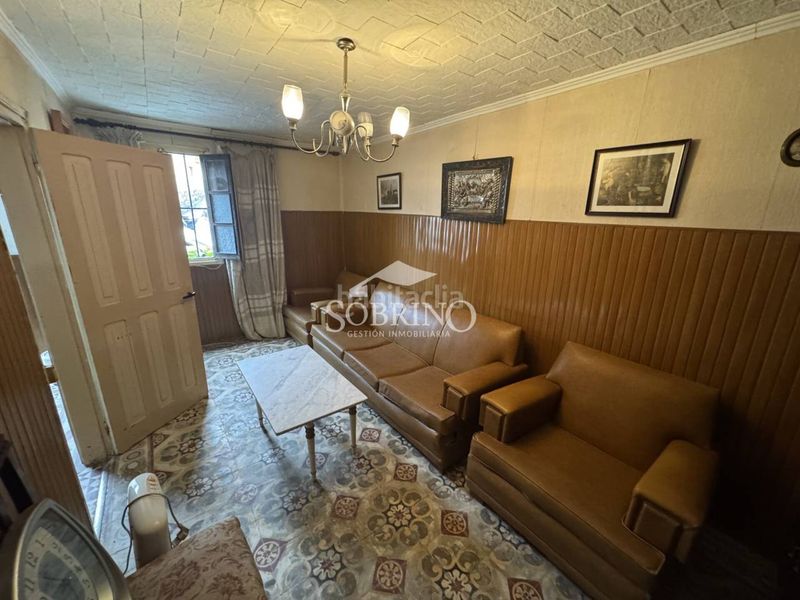Foto d4da12b1-017d-4d1b-af4b-4c03aef09f13. Casa a calle porrua 1 a Celorio-Poó-Parres Llanes